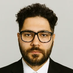 Portrait of Amir Mohammad Iravani, front-end engineer in Turin